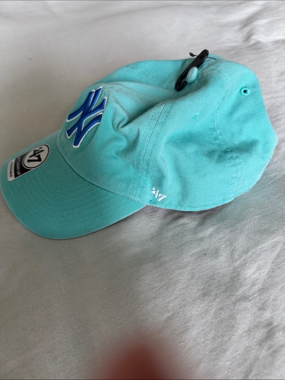 Yankees hat - Picture 3 of 6
